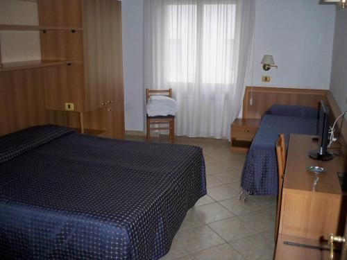 Albergo Corradetti カステル・ディ・サングロ エクステリア 写真