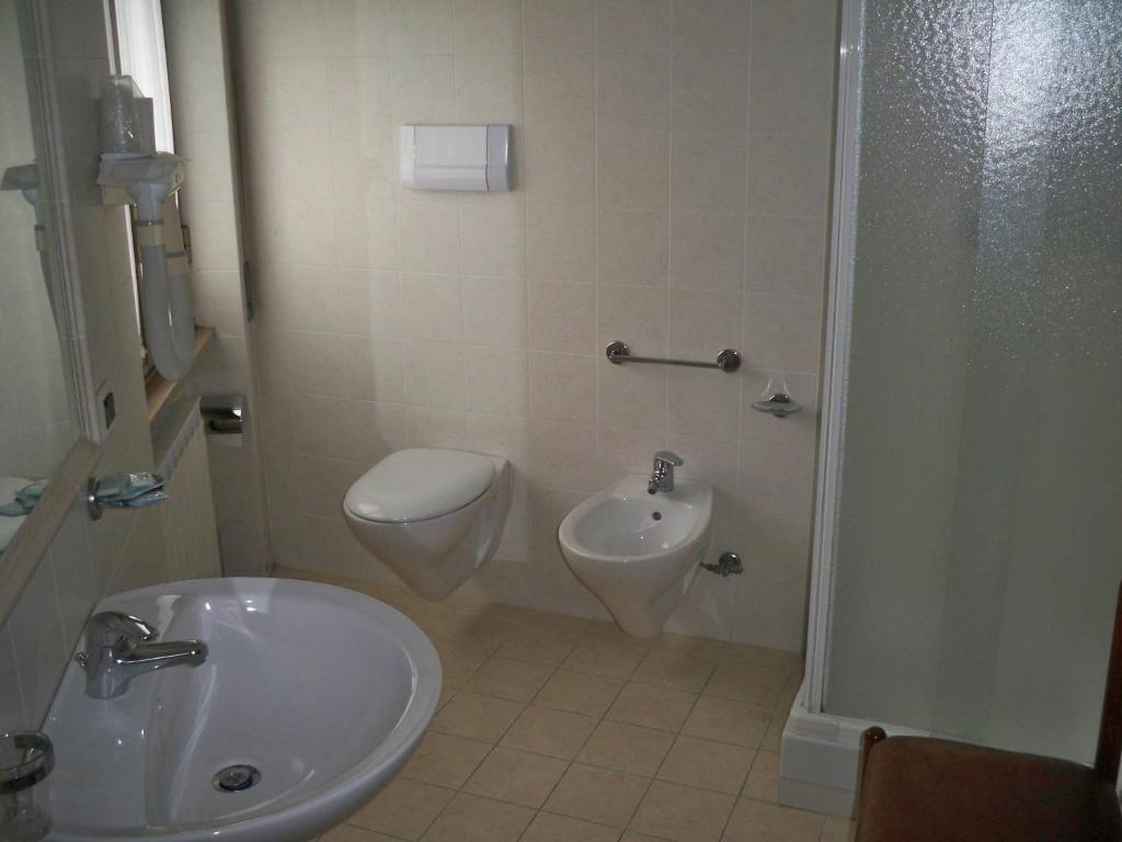 Albergo Corradetti カステル・ディ・サングロ 部屋 写真